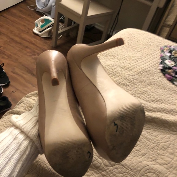 Steve Madden Deja Vu Heels - Picture 4 of 6